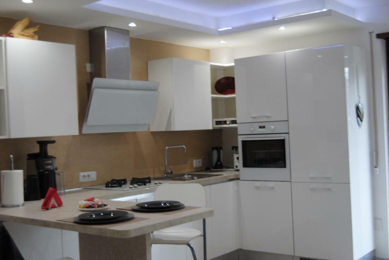 Casa Akira Apartment Рива дел Гарда Екстериор снимка